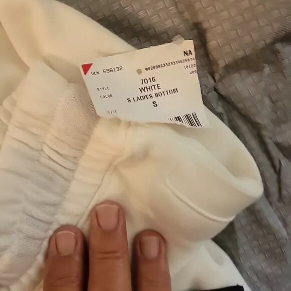 Dubgee by Whoopi Branded Jogger Sweatpants Small NWT - Picture 4 of 6